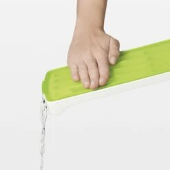 No-Spill Ice Stick Tray -Cutlery Shop 11147700 6 no spill ice stick tray