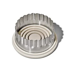 Double-Sided Cookie And Biscuit Cutter -Cutlery Shop gg 11360600 cookiecutterset pdp 05