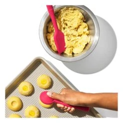 Silicone Cookie Scoop & Small Spatula Set -Cutlery Shop gg 11380300 scoopandspatulaset pdp 01